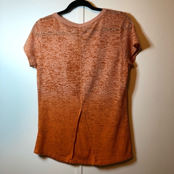 Aventura Pocket T-shirt - Picture 2 of 5